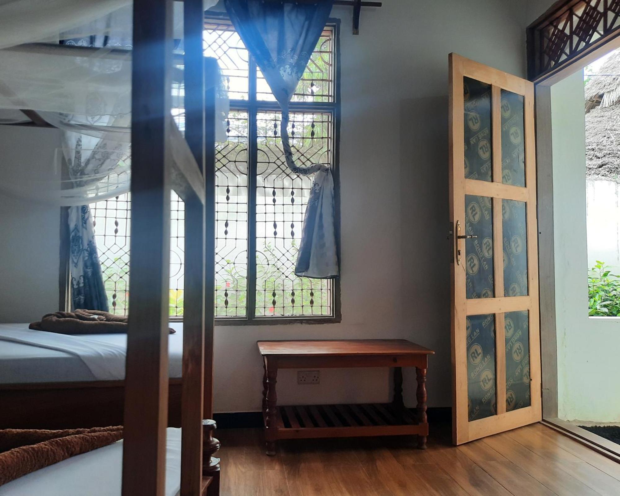 Bed and Breakfast Kajificheni House Нунгві Екстер'єр фото