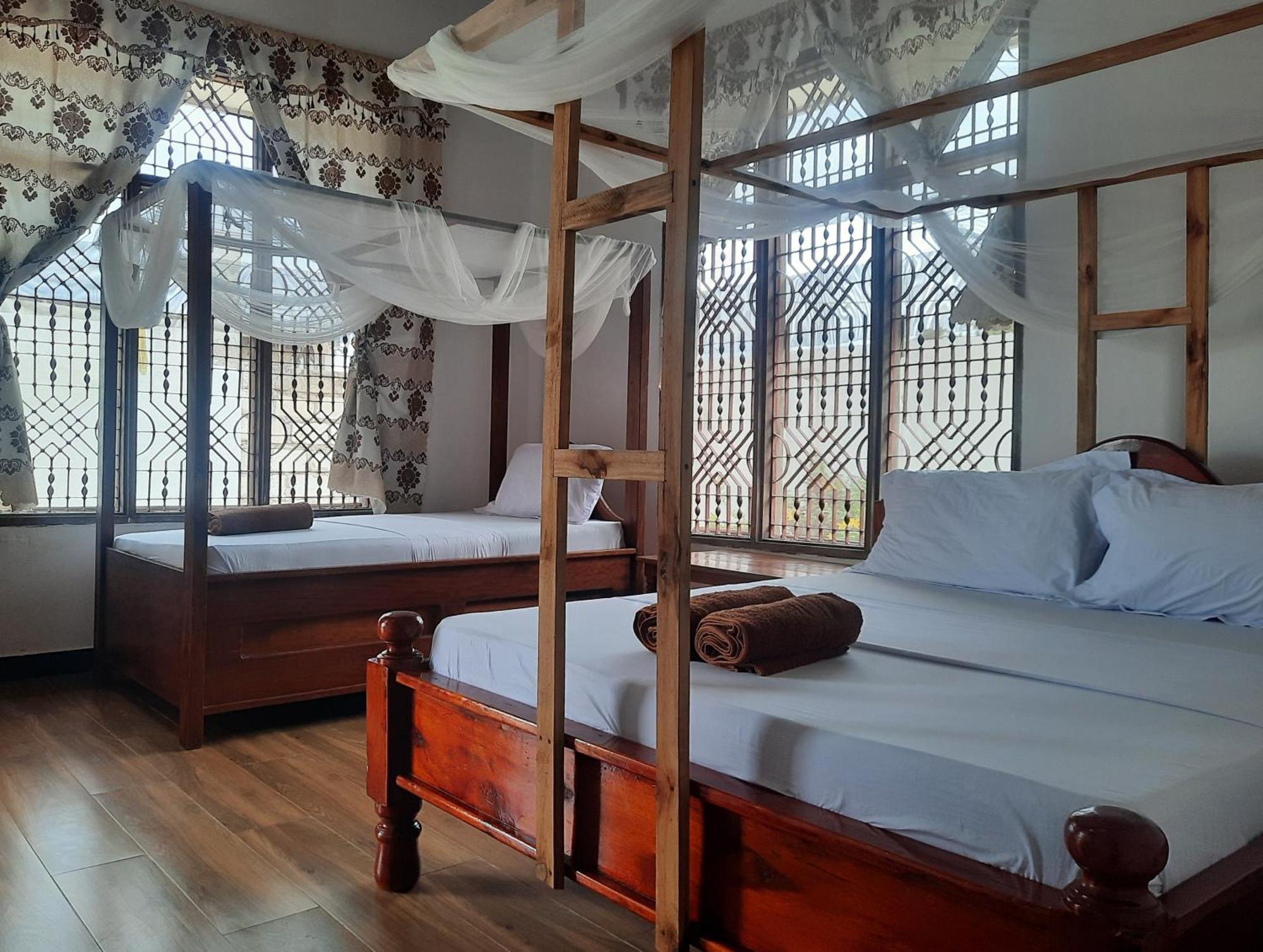 Bed and Breakfast Kajificheni House Нунгві Екстер'єр фото